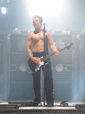 725935166_small.jpg